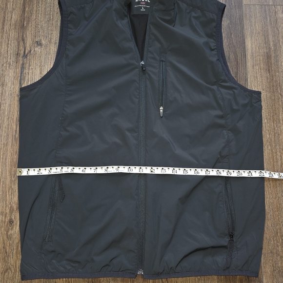 Rhone Men’s Performance Softshell Vest Size L Black Water Resistant Zip Front - Picture 10 of 14